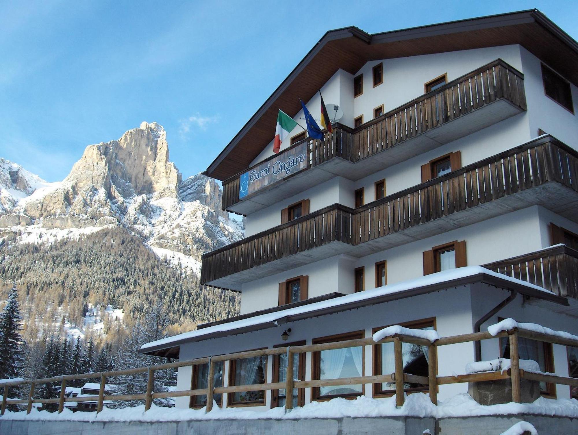 Hotel Garni Ongaro Selva di Cadore Exterior foto